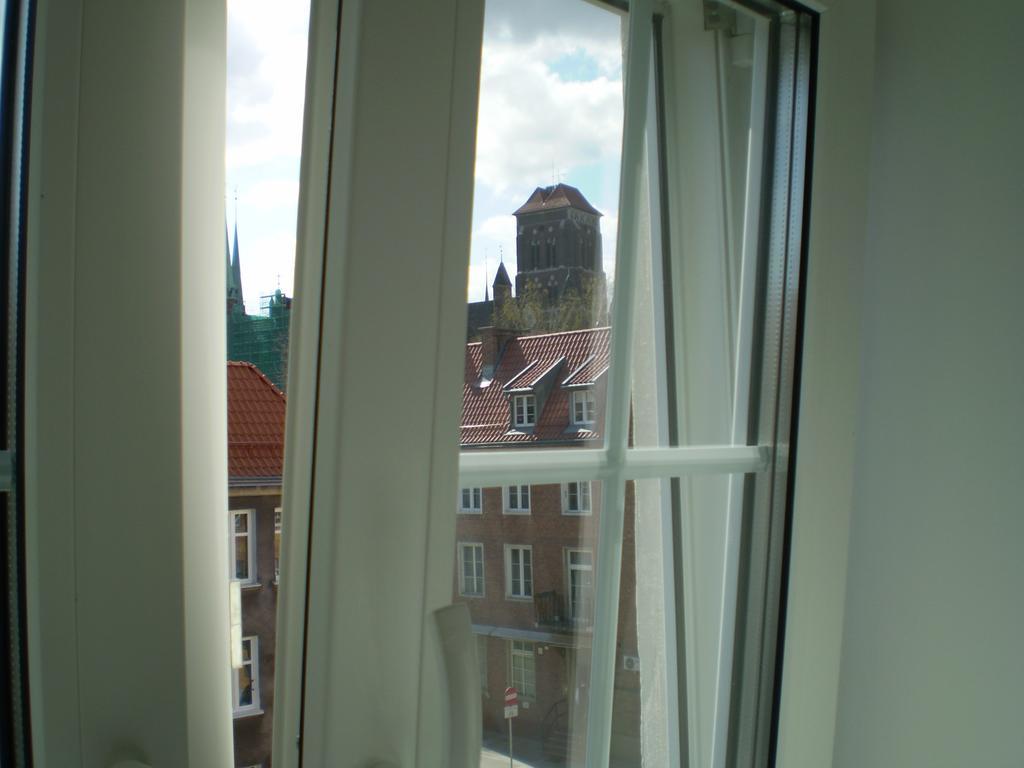 H&T Old Town Szeroka 77 Apartment Gdansk Exterior photo